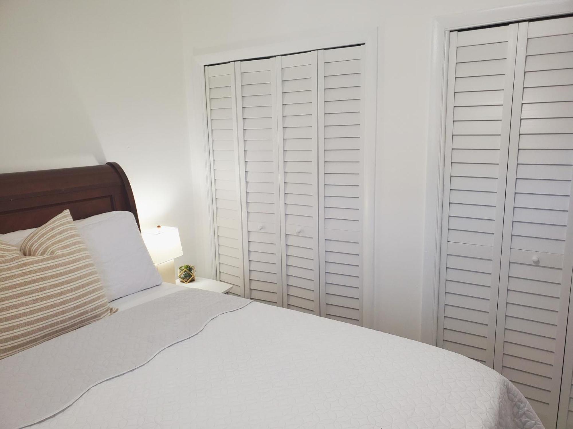 Sophisticated Dania Beach Suites Near The Beach Exterior photo